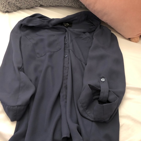 Purple top - Picture 2 of 3